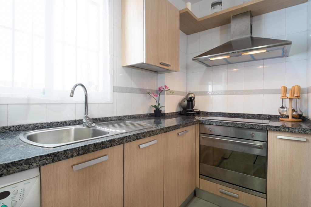 Malagasuite City Center Ollerias Экстерьер фото